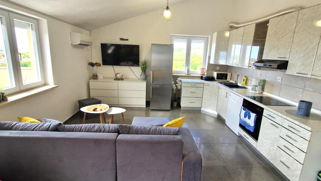 Apartment Goran Krk Town Kültér fotó